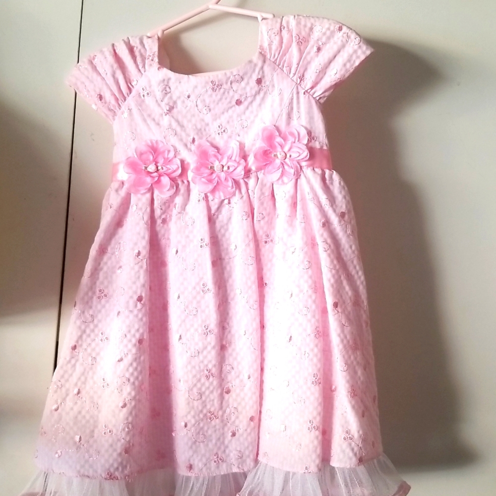 Girls dress